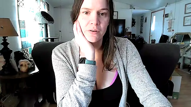 xodana online show from February 2025 08:41:02 PM