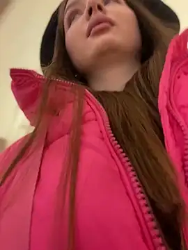 Snapshot of KrisMagnoly chatting on January 2026 06:12:02 PM KrisMagnoly online show from January 2026 06:12:02 PM