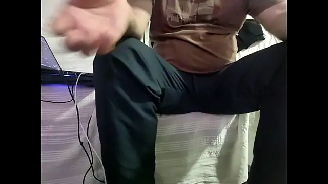 Snapshot of greatgonzo2 chatting on October 2025 10:41:02 PM greatgonzo2 online show from October 2025 10:41:02 PM