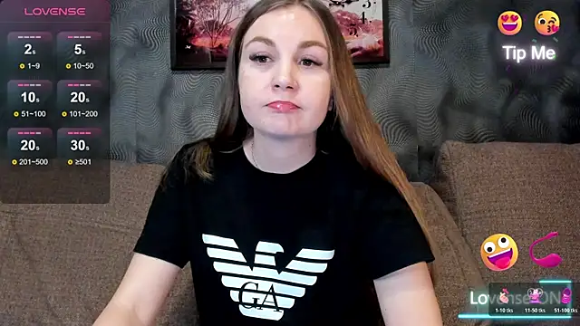Snapshot of CassieMils chatting on January 2026 02:08:01 PM CassieMils online show from January 2026 02:08:01 PM