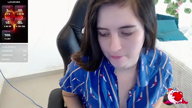 Snapshot of tania_sweet__ chatting on January 2025 06:06:01 PM tania sweet online show from January 2025 06:06:01 PM