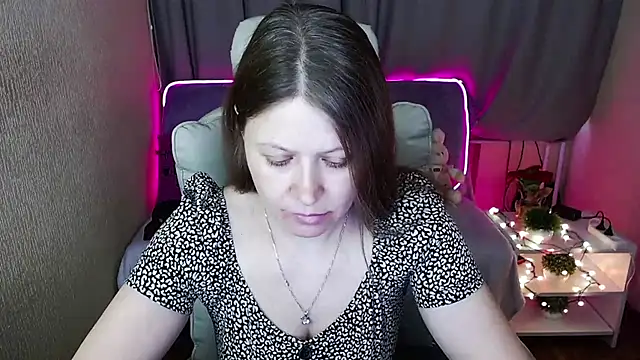 alekasamui online show from January 2025 05:14:02 AM