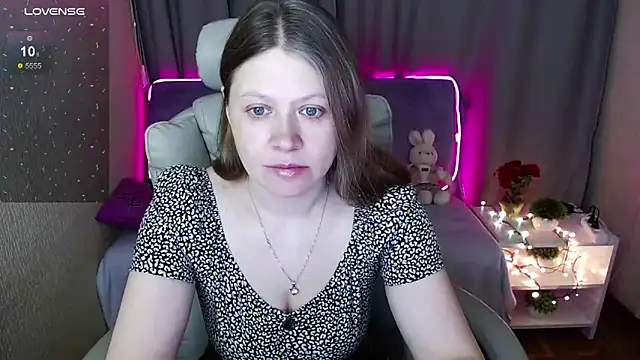 alekasamui online show from March 2025 09:05:02 PM