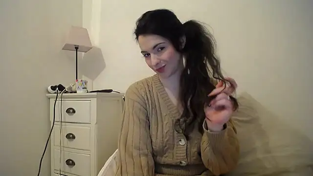 Snapshot of desirmiss1 chatting on February 2025 12:41:02 PM desirmiss1 online show from February 2025 12:41:02 PM