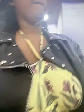 Tayra Siny online show from February 2025 01:37:02 PM