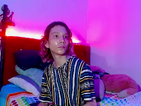 LAICK 01 online show from December 2024 01:53:02 AM