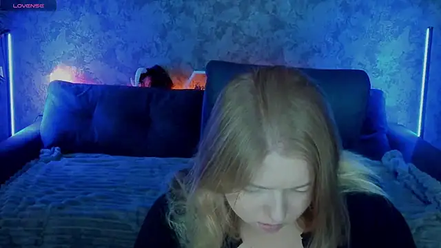 Snapshot of Tinker_Belll chatting on November 2025 08:40:01 PM Tinker Belll online show from November 2025 08:40:01 PM