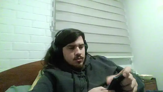 hung weeb online show from April 2026 01:51:01 AM