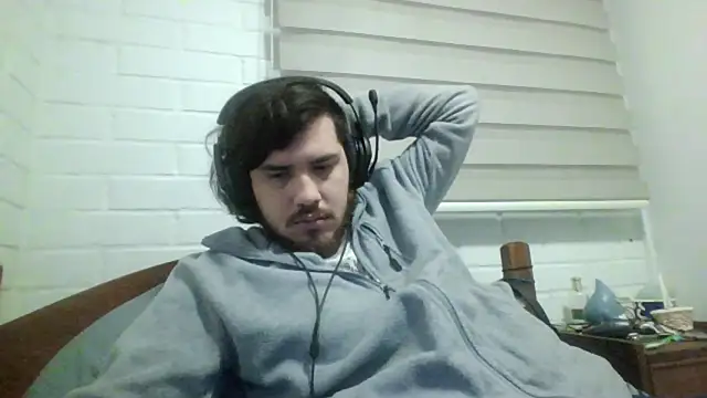 hung weeb online show from June 2026 02:36:01 AM