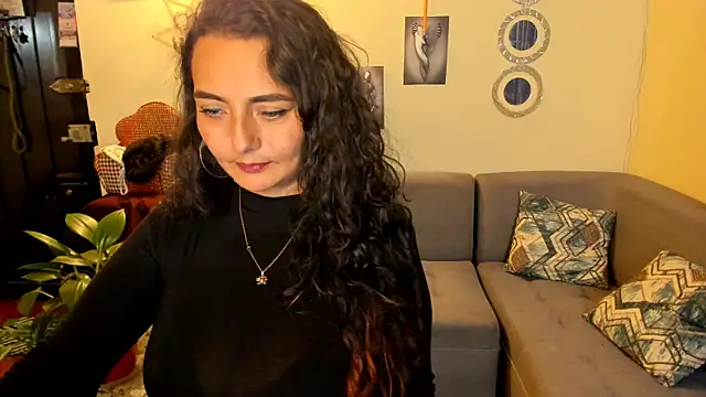 emma luxy online show from February 2025 05:12:01 AM