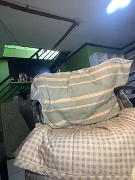 Snapshot of ASIANMISTRESSSS chatting on December 2025 11:45:02 PM ASIANMISTRESSSS online show from December 2025 11:45:02 PM