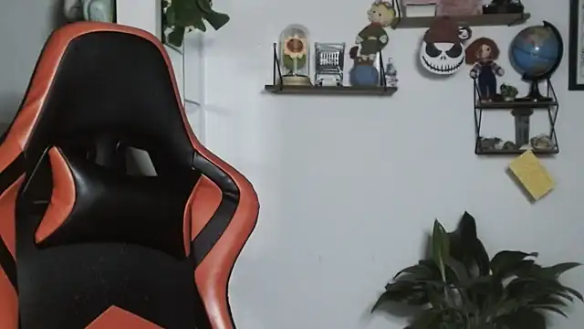 Nikkykora15 online show from March 2025 04:24:02 AM