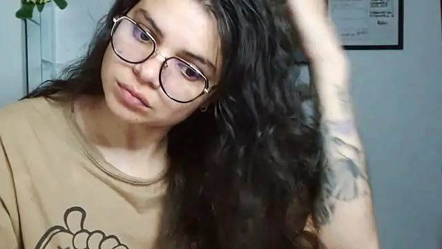 Nikkykora15 online show from September 2025 01:16:02 AM