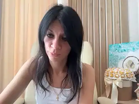 Snapshot of InjaAtHome chatting on July 2026 11:31:02 AM InjaAtHome online show from July 2026 11:31:02 AM