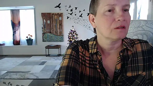 AuroraWillows online show from November 2025 02:09:01 PM