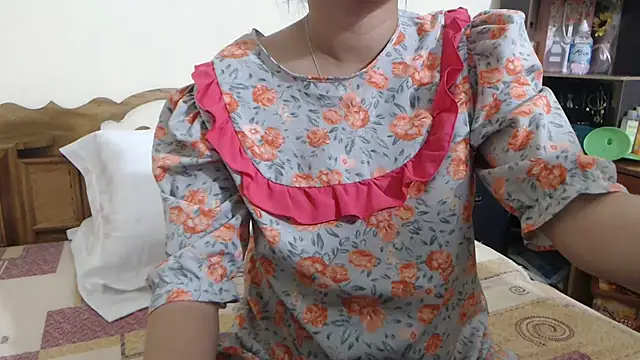 Snapshot of Beauty_Asian_Tina chatting on February 2026 12:53:01 AM Beauty Asian Tina online show from February 2026 12:53:01 AM