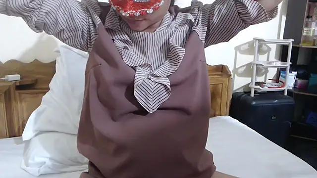 Snapshot of Beauty_Asian_Tina chatting on February 2026 08:43:01 PM Beauty Asian Tina online show from February 2026 08:43:01 PM