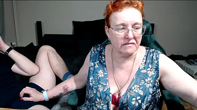 JoannaAndNeighbour online show from February 2026 08:36:01 PM