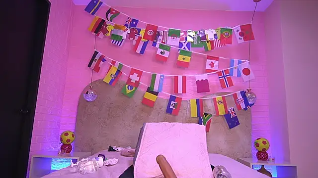 zzoe  online show from July 2026 03:23:01 AM