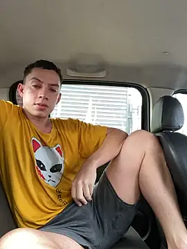 Snapshot of davinalhot chatting on April 2026 08:46:01 PM davinalhot online show from April 2026 08:46:01 PM