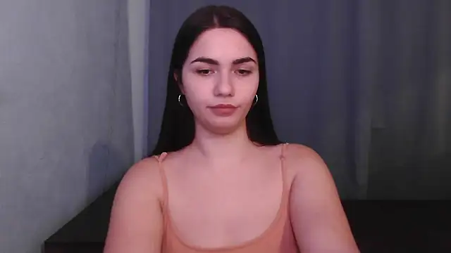 HannahMeid online show from December 2024 06:49:01 PM
