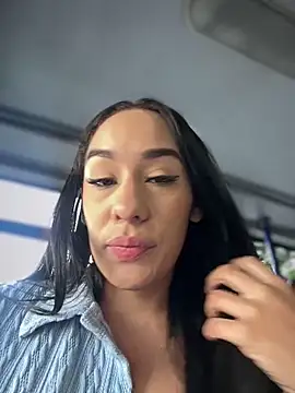 Snapshot of __IRIS__ chatting on May 2026 01:30:02 PM IRIS online show from May 2026 01:30:02 PM