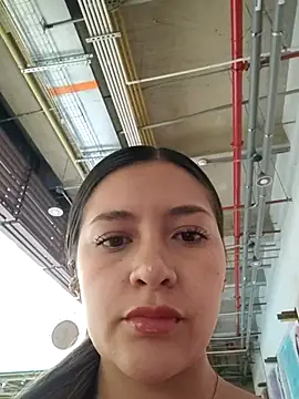 alana 69 online show from December 2025 10:05:02 PM