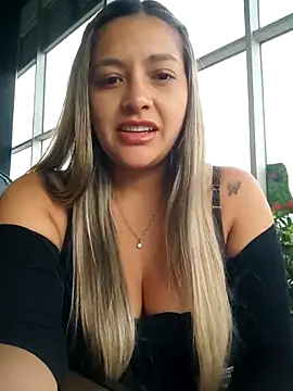 Snapshot of alana_69 chatting on February 2026 11:00:01 PM alana 69 online show from February 2026 11:00:01 PM