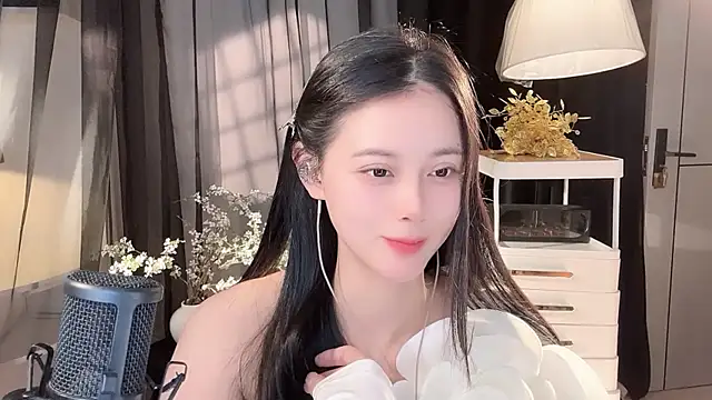 Snapshot of Ocean--Lili chatting on April 2026 08:57:02 PM Ocean--Lili online show from April 2026 08:57:02 PM
