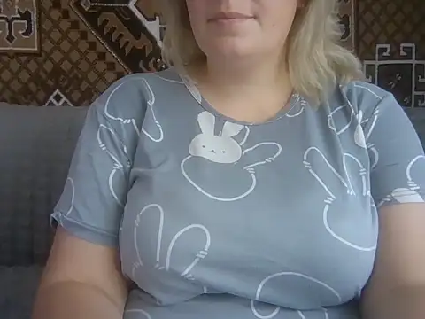 Diana Britt online show from October 2025 11:08:02 AM