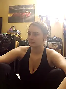 Snapshot of Snowbunnycake_131 chatting on May 2026 02:44:01 PM Snowbunnycake 131 online show from May 2026 02:44:01 PM