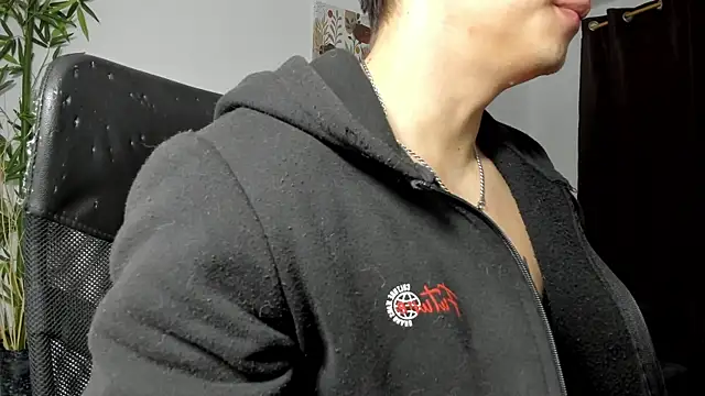 Giordano Russo online show from February 2025 02:44:02 PM