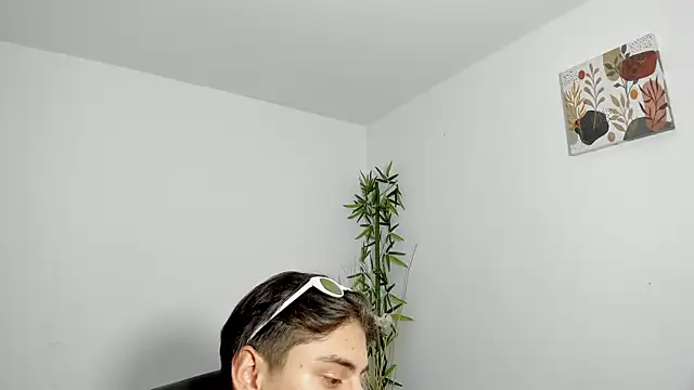 Giordano Russo online show from March 2025 04:38:02 AM