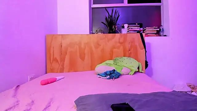  Lunnaa  online show from January 2025 01:52:01 AM