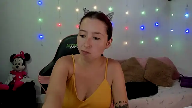 Ginger Sweetty online show from February 2025 01:11:01 AM