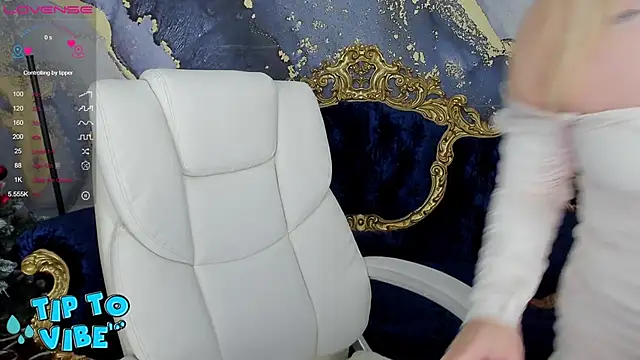 Snapshot of CassandraGood chatting on January 2025 12:45:02 PM CassandraGood online show from January 2025 12:45:02 PM