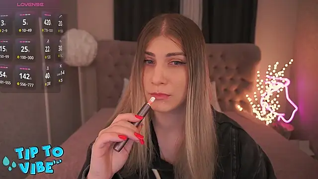 Snapshot of CassandraGood chatting on March 2025 07:51:02 AM CassandraGood online show from March 2025 07:51:02 AM