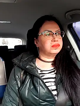 x  KHALEESI  x online show from February 2025 11:12:02 AM