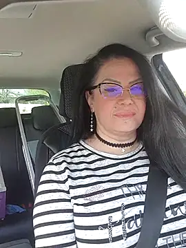 x  KHALEESI  x online show from April 2026 09:13:01 AM