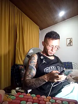 Snapshot of sebastian_horny chatting on May 2026 11:31:02 PM sebastian horny online show from May 2026 11:31:02 PM