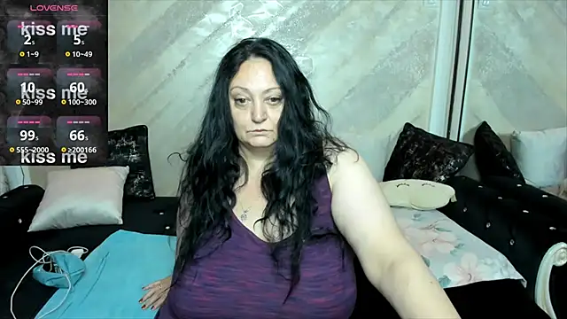 lady lauren online show from October 2025 04:02:02 AM