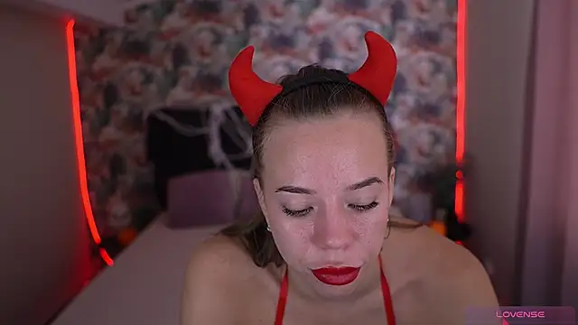 Sexy Ira online show from October 2025 07:42:01 AM