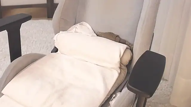 ms Hot milf online show from September 2025 03:56:01 AM