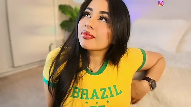 Queen liana online show from February 2026 07:04:02 AM