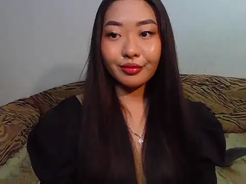 Snapshot of Aleksa_Blackdream chatting on January 2025 11:04:02 PM Aleksa Blackdream online show from January 2025 11:04:02 PM