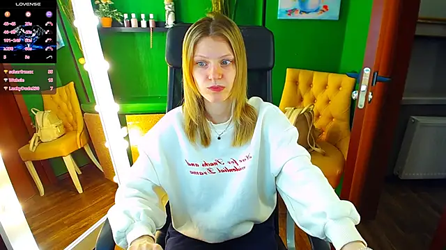 MaryHiggins online show from March 2025 01:39:01 PM