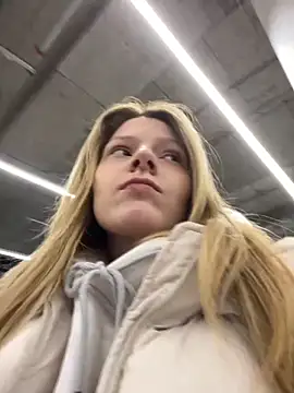 MaryHiggins online show from November 2025 08:03:02 AM