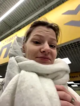 MaryHiggins online show from November 2025 12:20:01 PM