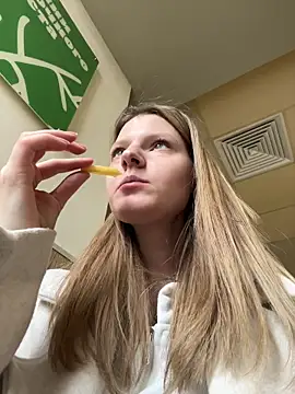 MaryHiggins online show from March 2026 01:48:02 PM