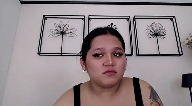 EmpressYna online show from March 2025 05:57:02 AM